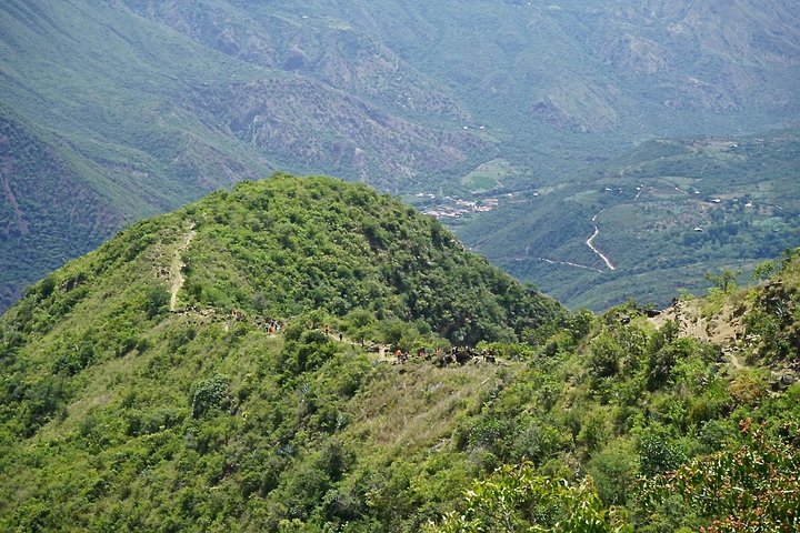 Eco Hike: The Chicamocha Canyon
