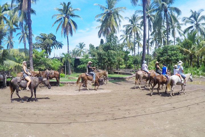 Mazatlan Sightseeing and Beach Activities All Inclusive