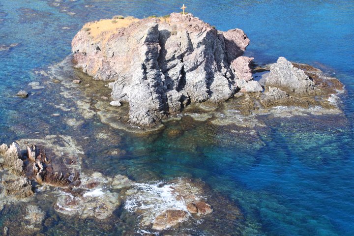 Self-drive Amathunta Private Speedboat to Blue Lagoon, Caves etc