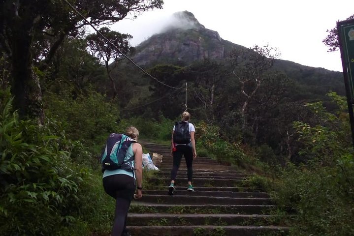 Full moon pilgrimage up the sacred mountain – Adam’s Peak