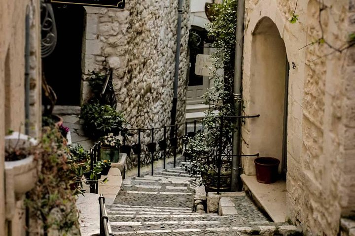 Eze, Saint-Paul-de-Vence & Monaco Private Full-Day Tour