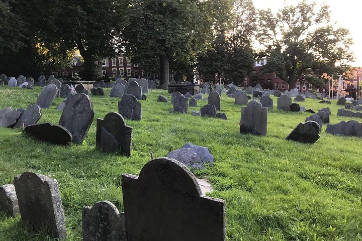 Boston Ghosts and Gravestones Trolley Tour