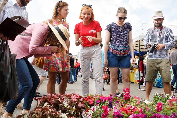 Bucharest Food Lovers Tour: Markets, Tastings & Hidden Spots