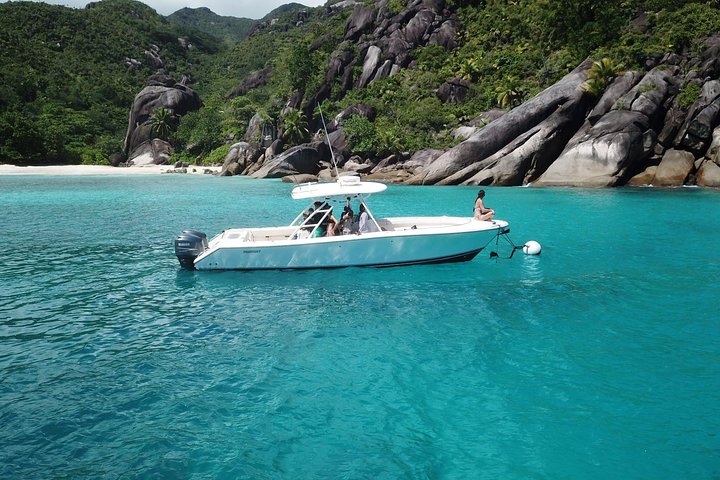 La Digue, Curiuese, St. Pierre, Anse Lazio by boat from Mahe (Private Boat)