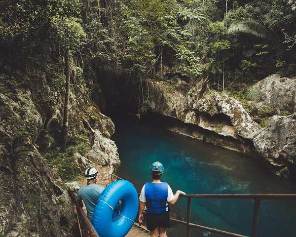 Cave Tubing with local tour Guide and Belizean Lunch