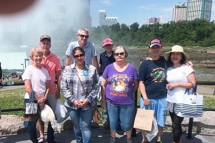 All Inclusive Niagara Falls USA Tour W/Boat Ride,Cave & Much MORE