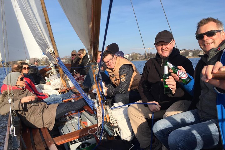Sailing trip on the Hamburg Outer Alster