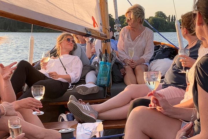 Sailing trip on the Hamburg Outer Alster
