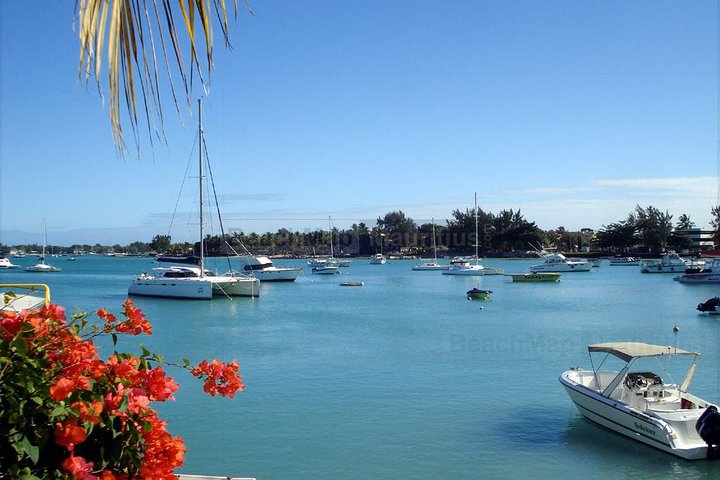 Private taxi : North guided tour of mauritius.