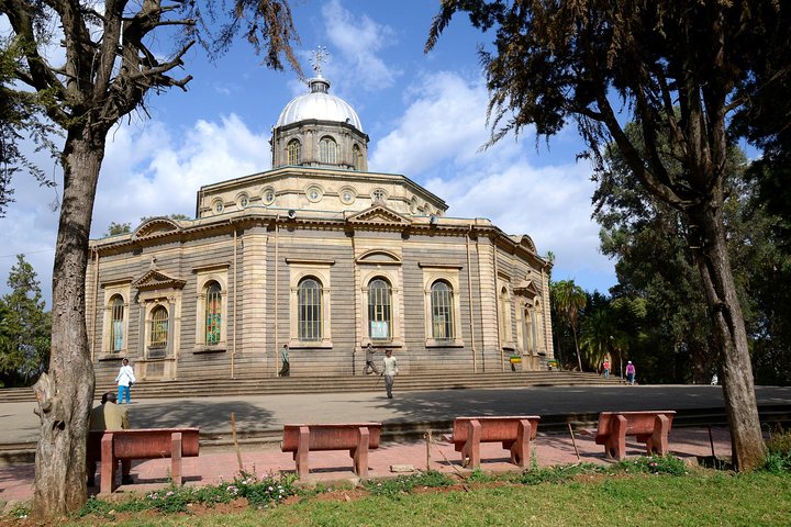 Full Day Tour of Addis Ababa with Hotel Pickup and Drop-off