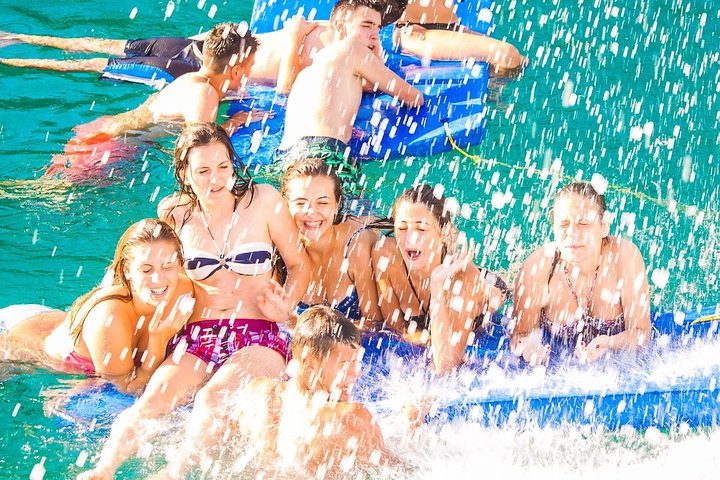 Catamaran ride -Costa Brava with barbecue and drinks. Familiar.
