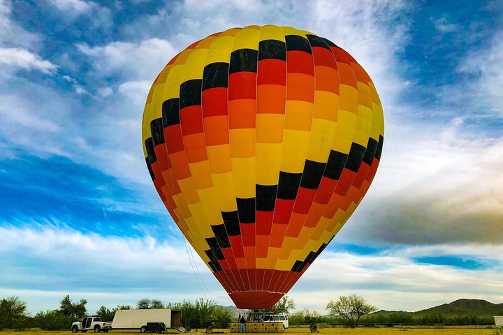 Phoenix area Hot Air Balloon Ride on the Largest Balloon in USA