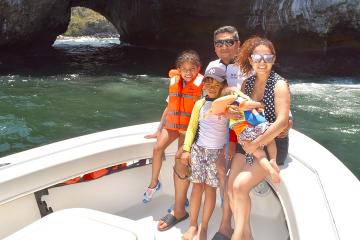 Private Bay Tour (Whales/Marine Life Encounters, Visit Yelepa Waterfall & Beach)