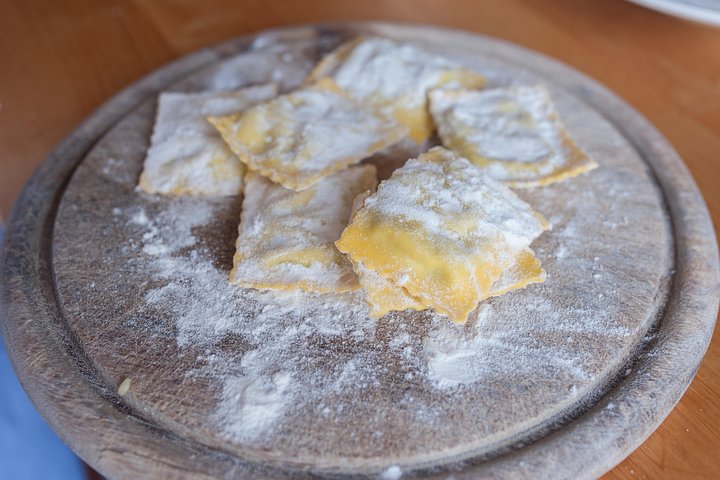 Share your Pasta Love: Small group Pasta and Tiramisu class in Arezzo