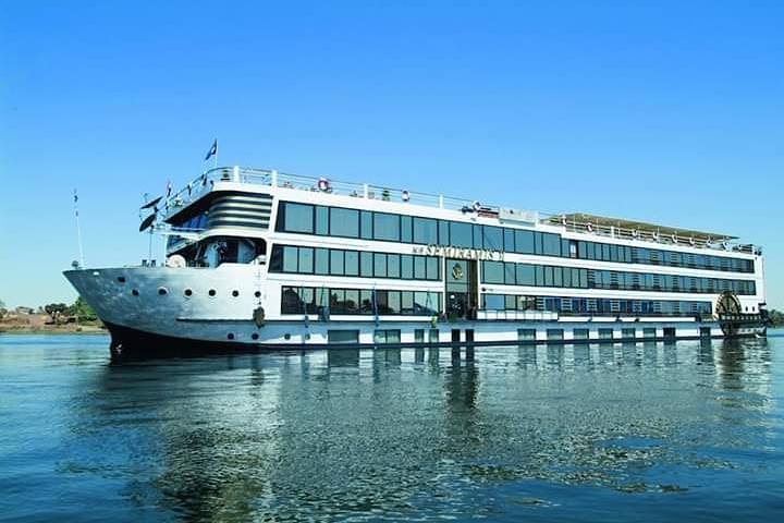 4-Day Nile cruise Aswan to Luxor with Abu Simbel & Guided Tours
