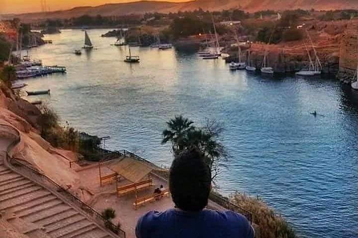 4-Day Nile cruise Aswan to Luxor with Abu Simbel & Guided Tours