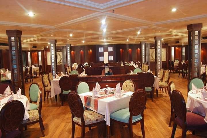 4-Day Nile cruise Aswan to Luxor with Abu Simbel & Guided Tours