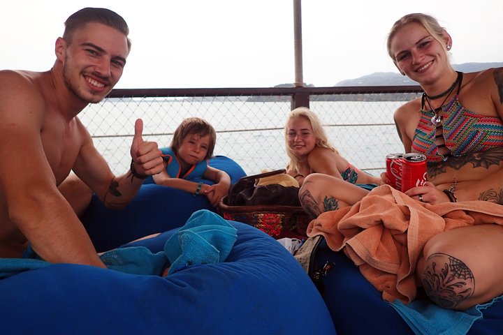 Semi-Private yacht adventure to Ang Thong Park’s hidden treasures