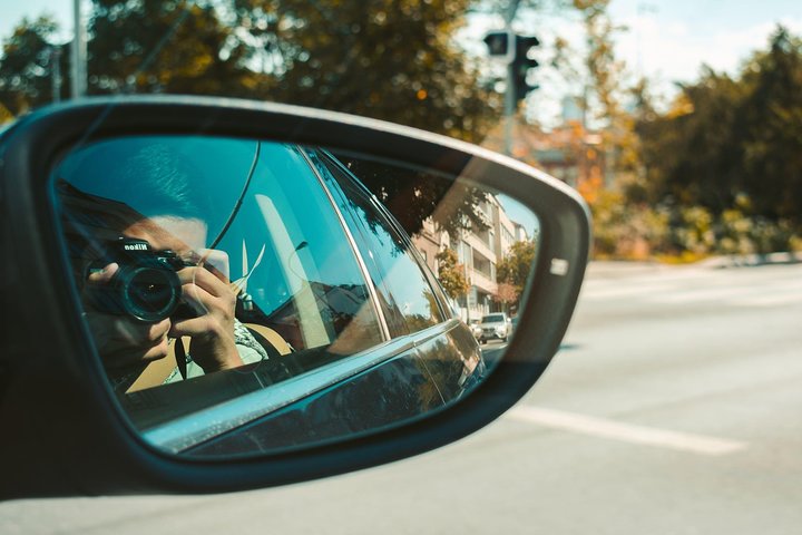 Private Transfer from Karlovy Vary to Prague, English-speaking driver