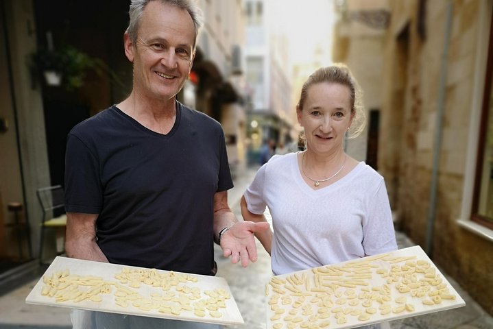 Orecchiette Cooking Class and Wine in Lecce