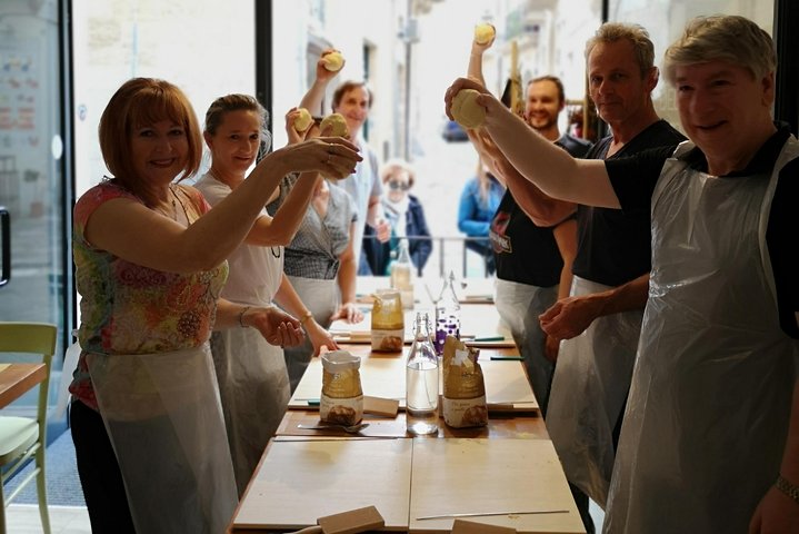 Orecchiette Cooking Class and Wine in Lecce