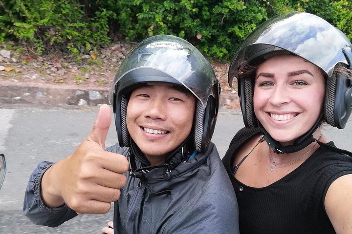 Hai Van Pass Motorbike Private Tour with Mister T Easy Rider