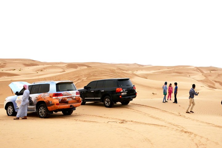Al Ain Desert Safari with Buffet Dinner