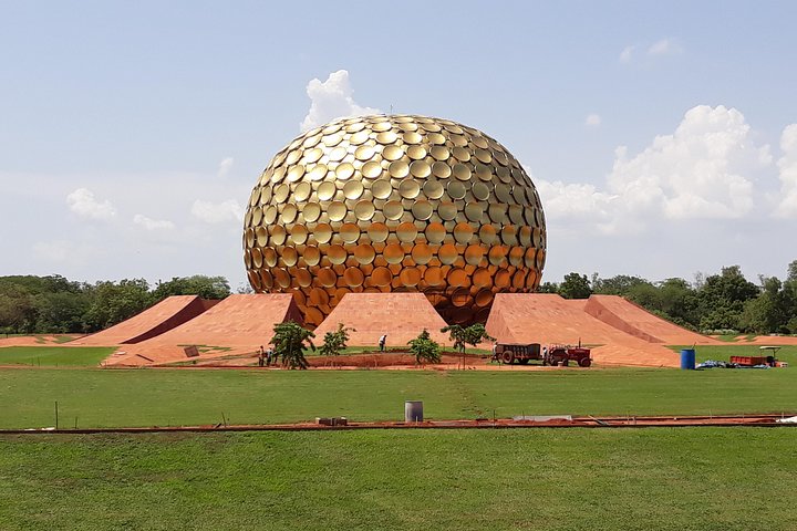Mahabalipuram and Pondicherry trip from Chennai with 01 Night Accommodation