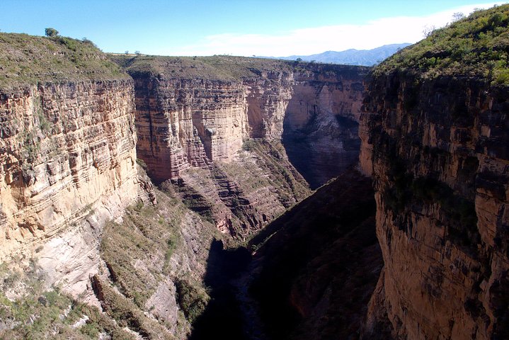 Adventure Through Toro Toro National Park. 3 Days 2 Nights. English Guide