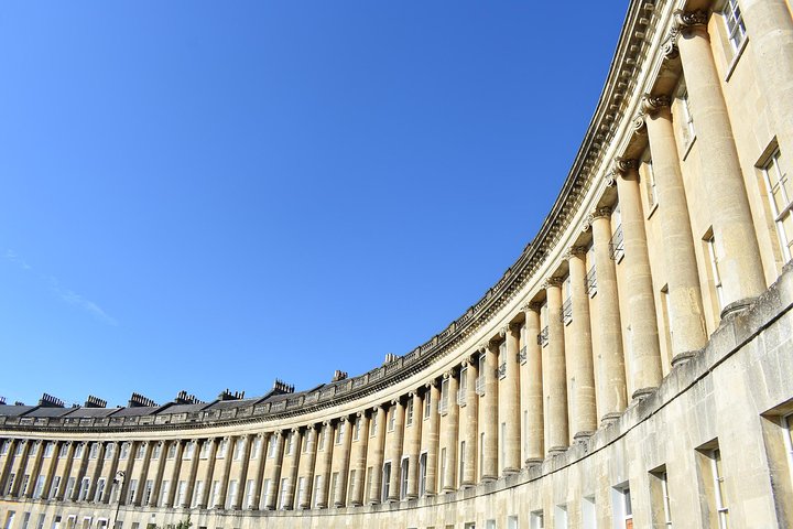 Walking Tour of Bath with Blue Badge Tourist Guide