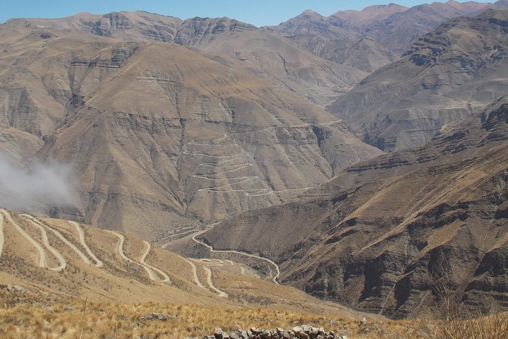 From Quebrada de Humahuaca to Yungas Jungle by the Qhapac Ñan