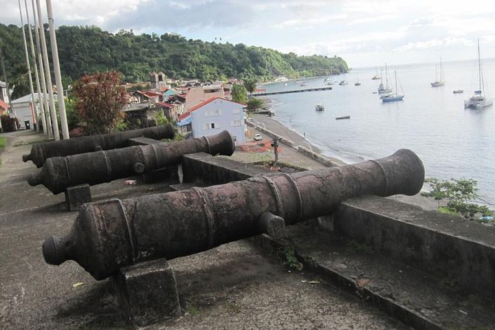 North Tour: rainforest, rum distillery, black sand beach etc
