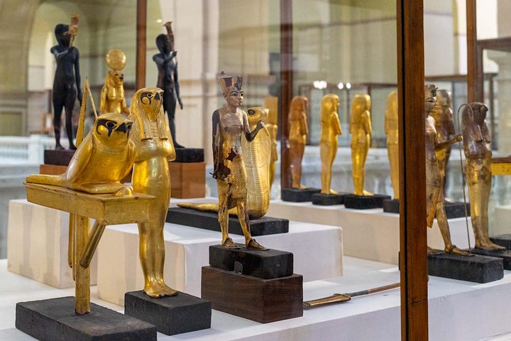 Cairo Top Tour Visit old Egyptian Museum