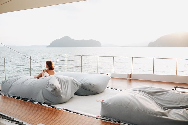 Luxury Boat to James Bond Islands with Lunch and Sunset Dinner
