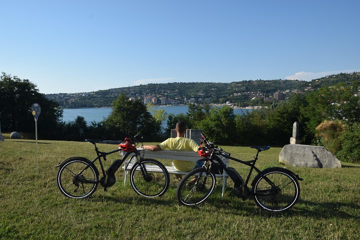Panoramic Piran and Salt Pans: E-Bike Boutique Tour