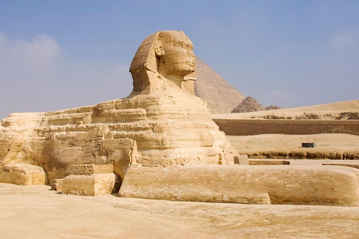 Best cairo tours visit to Giza Pyramids and Sphinx