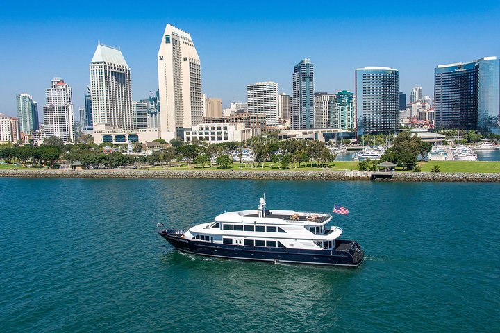 San Diego Harbor Dinner Cruise