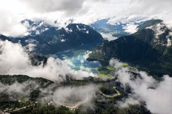 Hallstatt Guided Day Trip from Vienna With Boat Ride Option