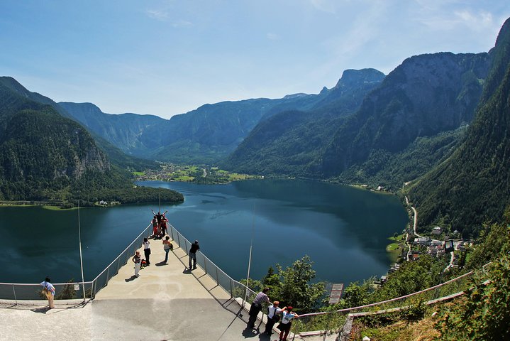 Hallstatt Guided Day Trip from Vienna With Boat Ride Option