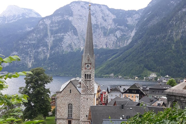 Hallstatt Guided Day Trip from Vienna With Boat Ride Option