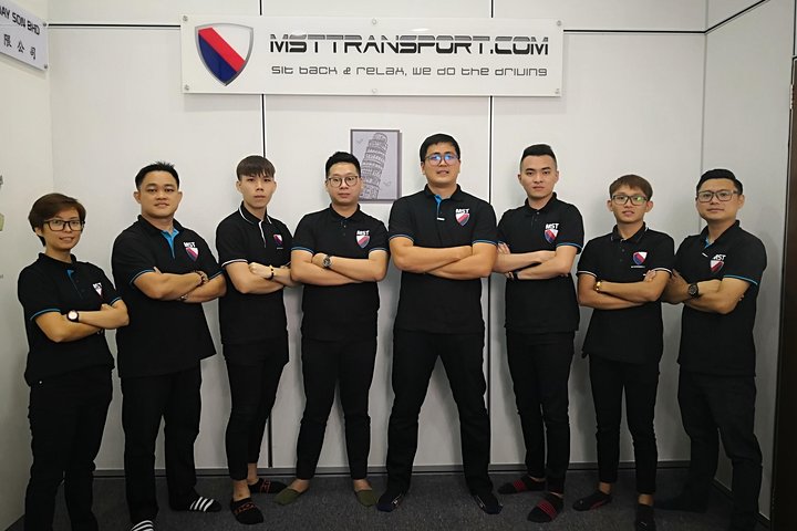 Chauffeur: Kuala Besut to Singapore Van Transfer