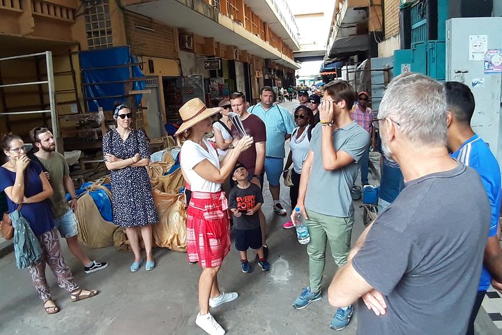 Abidjan Walking Tour (French and English)