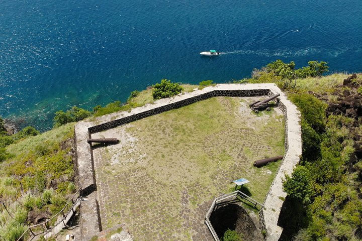 Private Half Day Charter: St Lucia Boat Tour to Soufriere