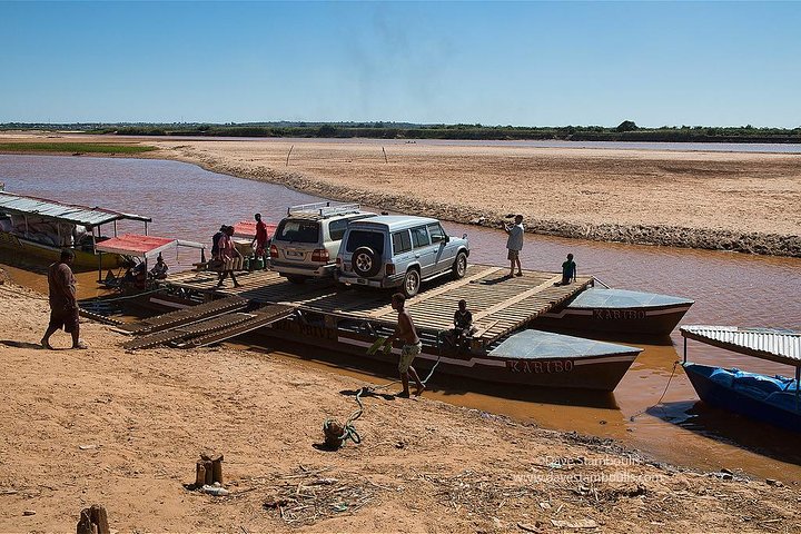 Tsingy of Bemaraha and Morondava in detail