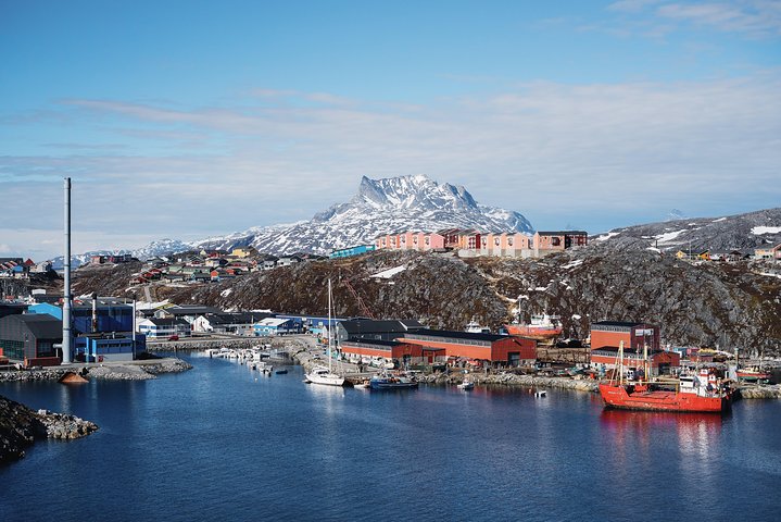 Private Historic Nuuk Walking Tour with Cultural Landmarks
