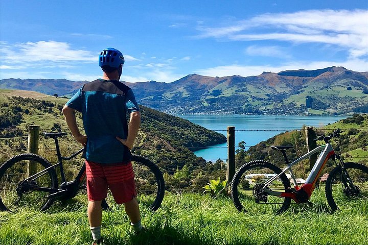 Lava Loop- Guided electric mountain bike tour in Akaroa