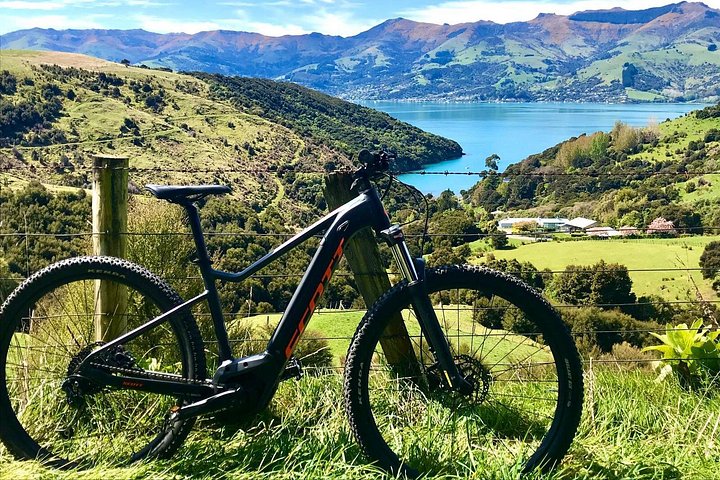 Lava Loop- Guided electric mountain bike tour in Akaroa