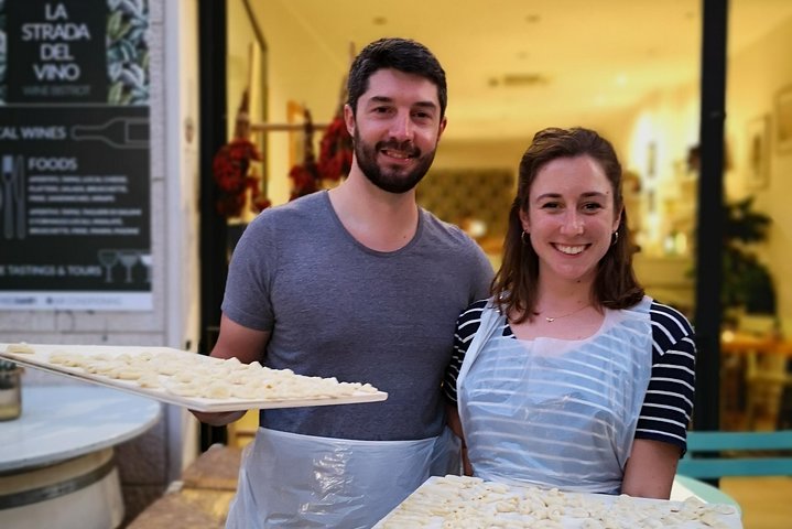 Orecchiette Cooking Class and Wine in Lecce