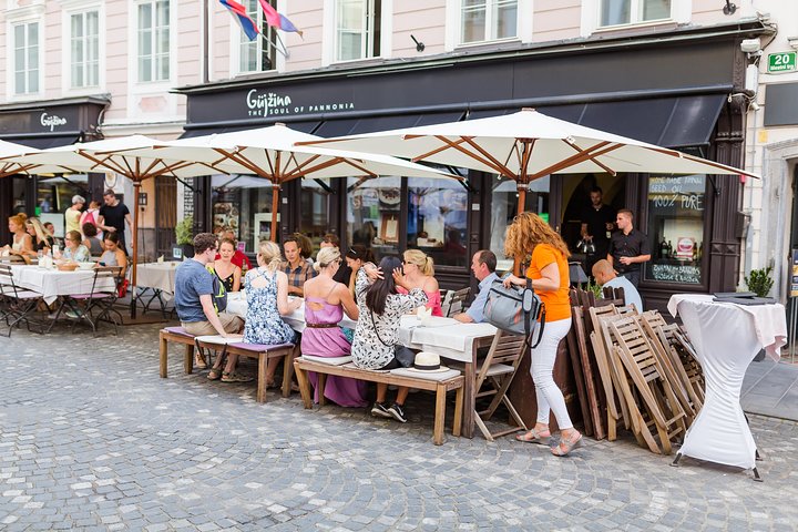 Slovenian culinary experience in Ljubljana - small group - tour