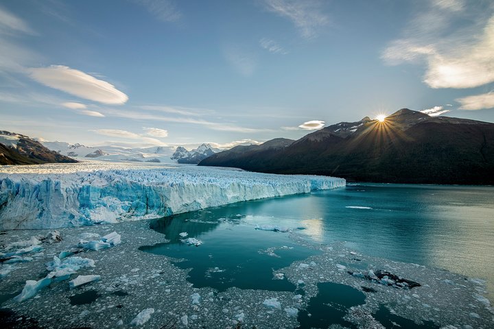 Perito Moreno Glacier Full Day Tour with Optional Boat Safari